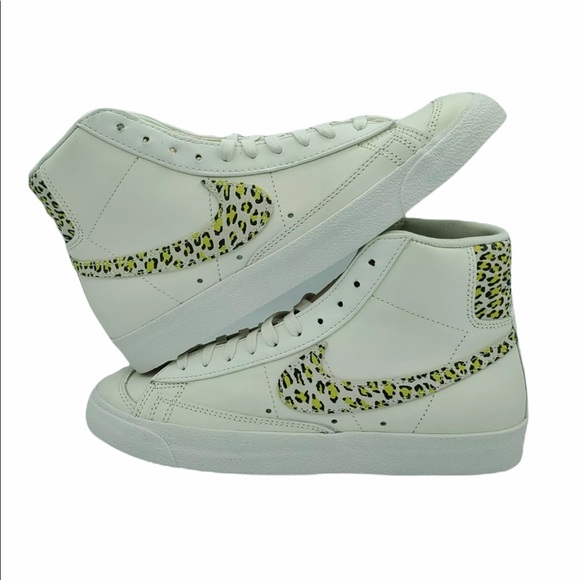 W Nike Blazer Mid ‘77 SE Cheetah - Picture 4 of 5